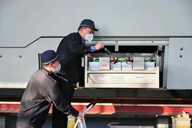 春运幕后的"火车医生"