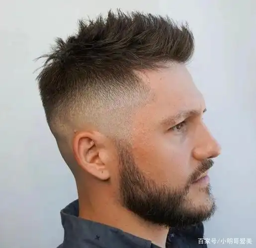 2020夏季发型帅翻了,当下流行的欧美风的男士,都这样剪!