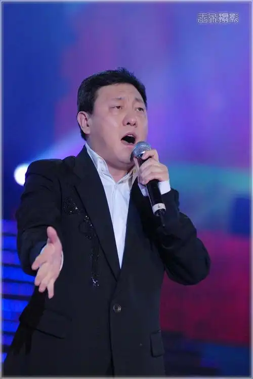 data-lemmaid="1275232">呼和浩特市 /a>,中国男歌手