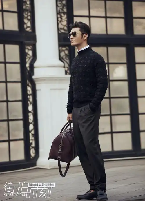 街拍时刻 准爸爸黄晓明玩转秋日型男色彩_新浪时尚_新浪网