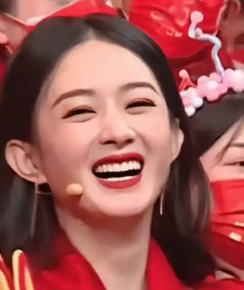 赵丽颖,春晚,开心大笑的小女孩又回来了_观众_角色_题材