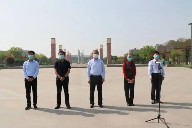 致敬沙河最高礼遇欢送