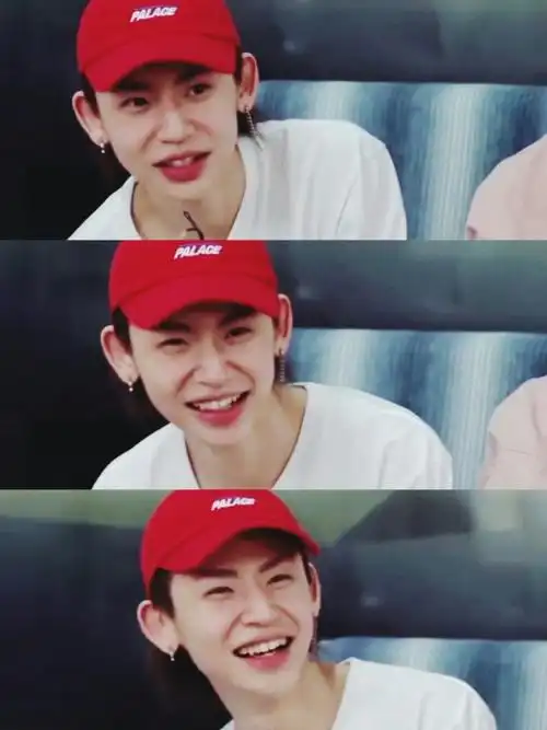 小鬼 王琳凯 笑容