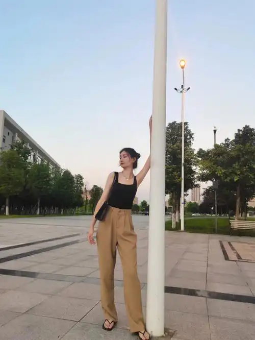 175的高个子女孩