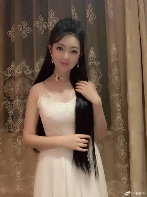 新生代甜歌天后任妙音晒最新美照,网友:人美歌甜,仙女下凡!