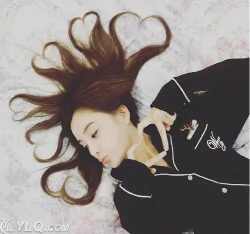 李小璐头发摆心形网红style网友成精了哈