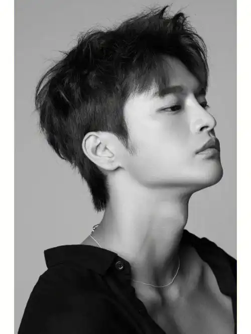 泪痣 梨涡 喉结 简直了#徐仁国