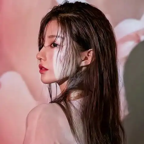 2023气质女头像高冷