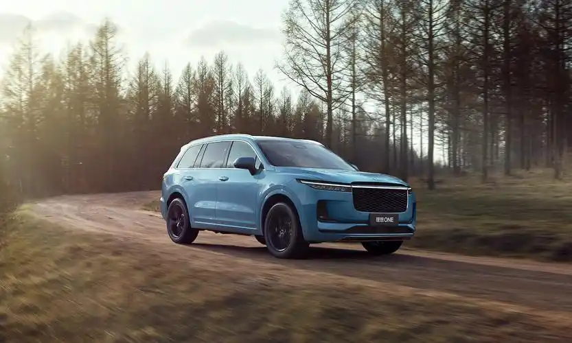 理想宣布涨价4月1日起理想one价格上调11800元