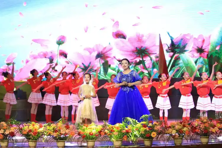 乾安县教育系统庆祝第35个教师节文艺演出 - 美篇