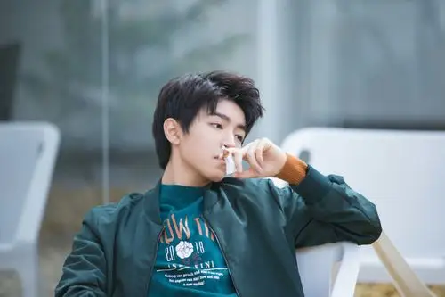 王俊凯 #tfboys 杂志拍摄 高清 - 堆糖,美图壁纸兴趣社区