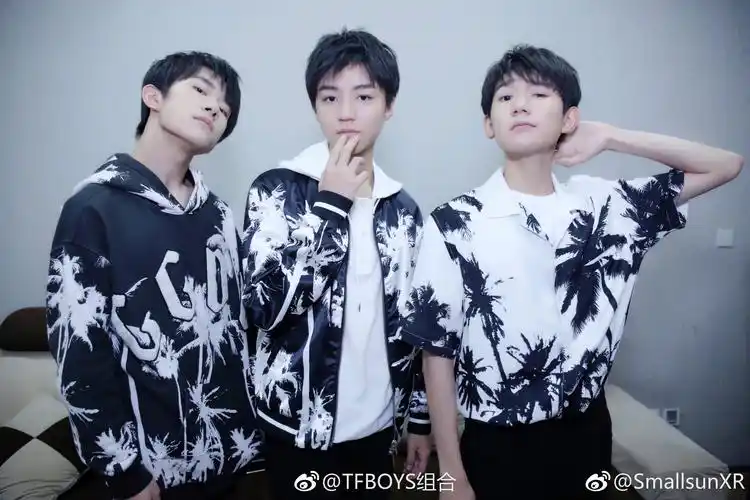 爱三小只的初曦曦