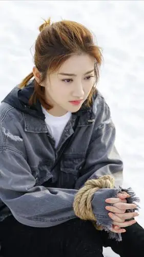 景甜新剧《一场遇见爱情的旅行》剧照壁纸