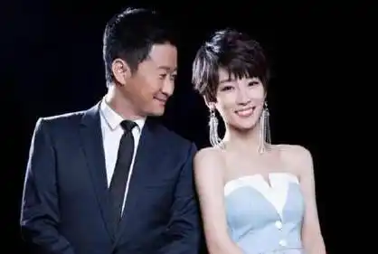 原创铁汉柔情硬汉吴京为追谢楠苦等四个小时这是什么神仙爱情故事