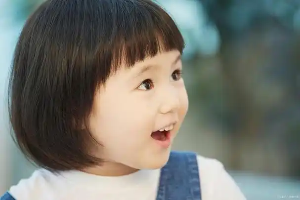 小女孩剪什么短发发型好看