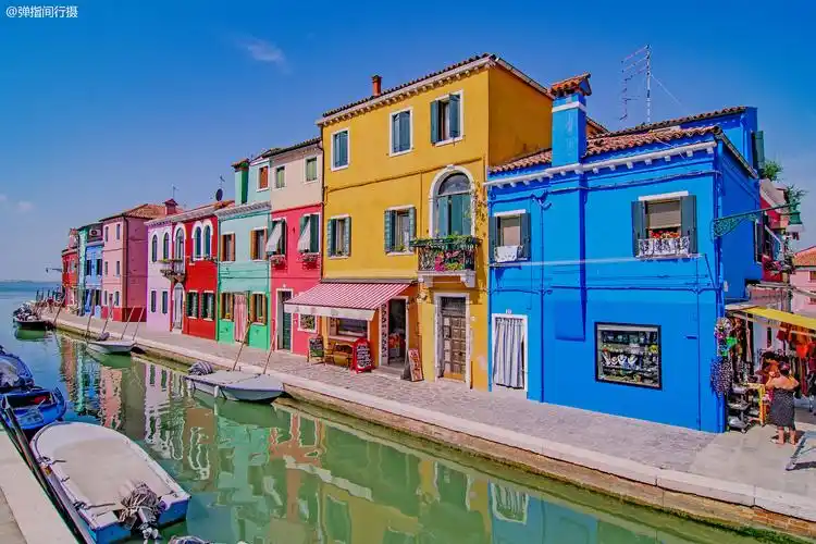 原创意大利最美海岛房子色彩斑斓除了装饰生活原来还有这个原因