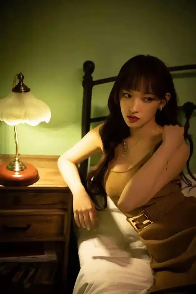 "人间芭比"奶潇#程潇 #程潇身材 - 抖音