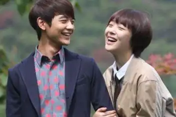 来源:b站发布时间:2016-10-3101:33ccc_aroline_f(x)宋茜shinee珉豪