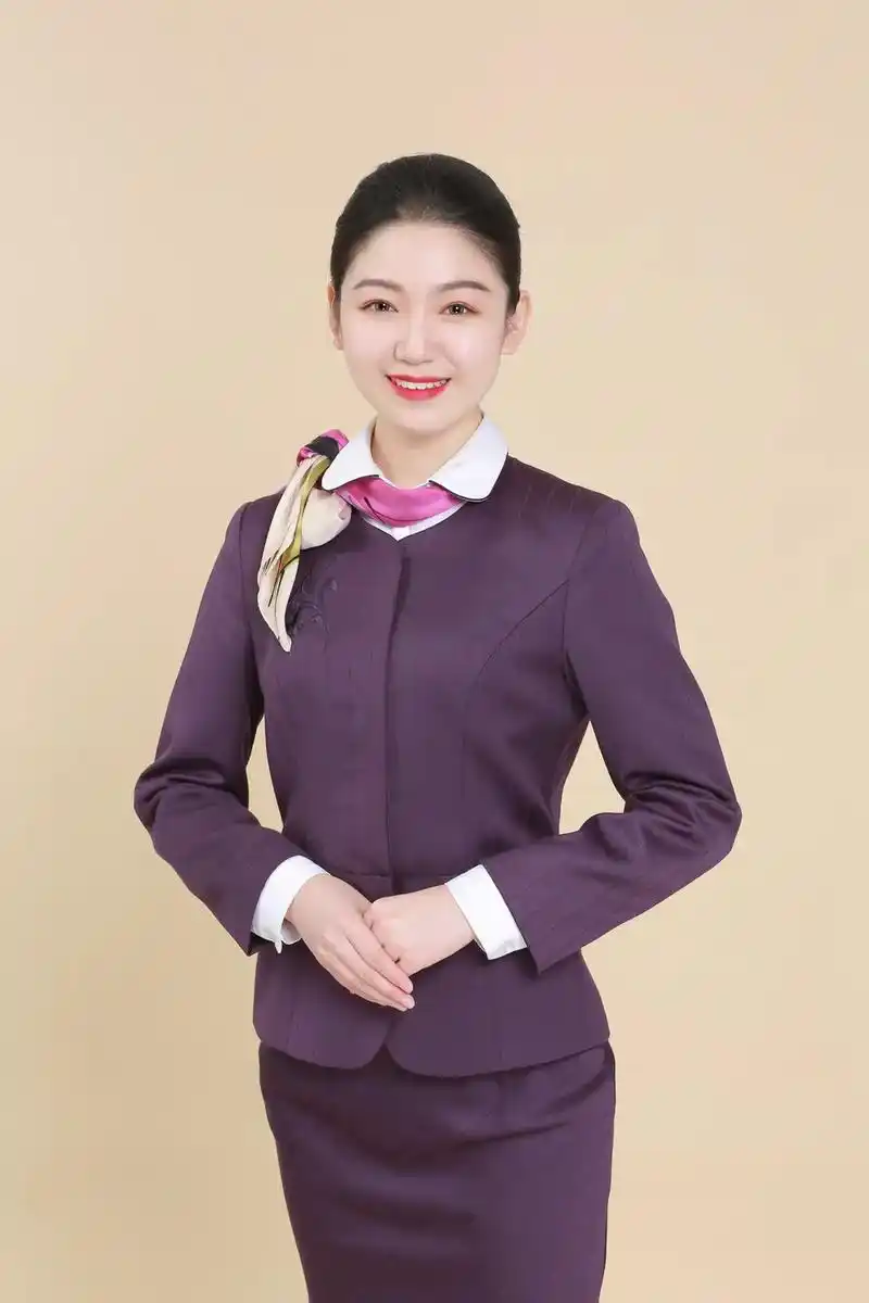 职业假笑 #制服照 #青岛银行 #大堂经理 #商务礼仪 #职 - 抖音