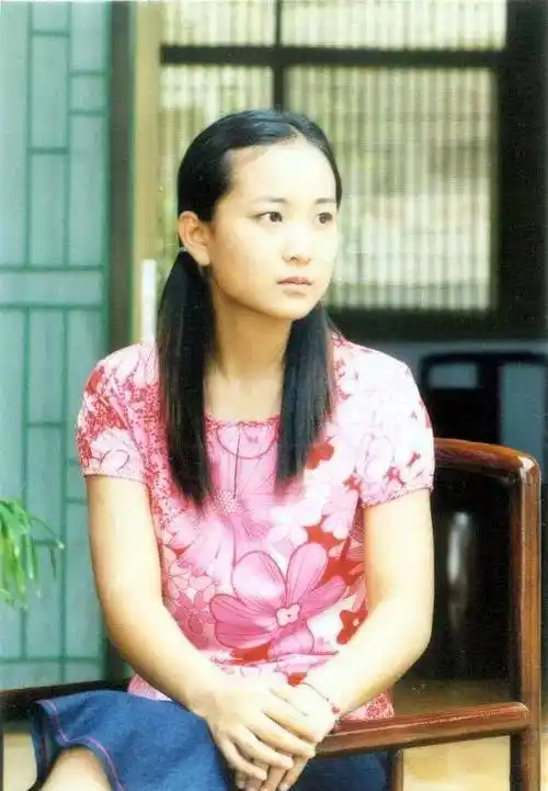 原创年轻时谁还不是美女贾玲郑佩佩不算啥宋丹丹曝光的旧照绝美