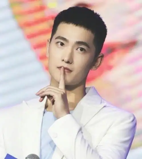 杨洋个人资料(1)