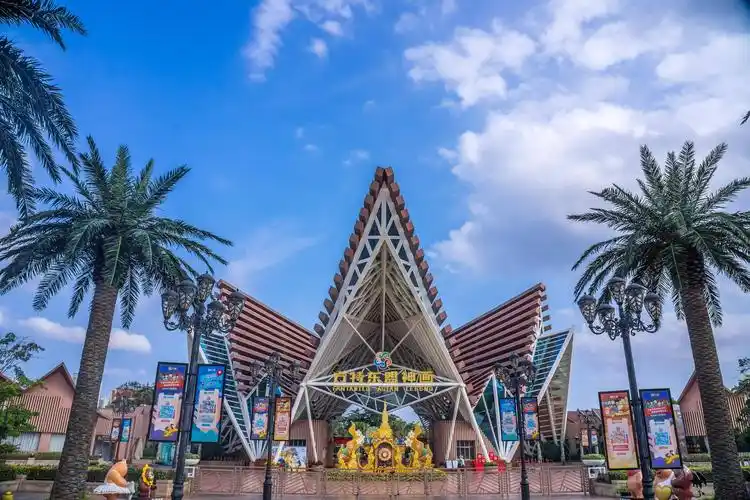 南宁最好玩的游乐场,一天游遍东南亚,299元票价值得玩吗