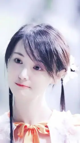 郑爽多年前一组古装照,到现在都还让人惊艳不已