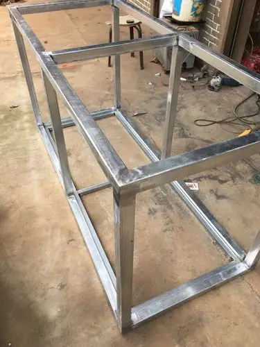 自己焊的第一个架子就当练手吧