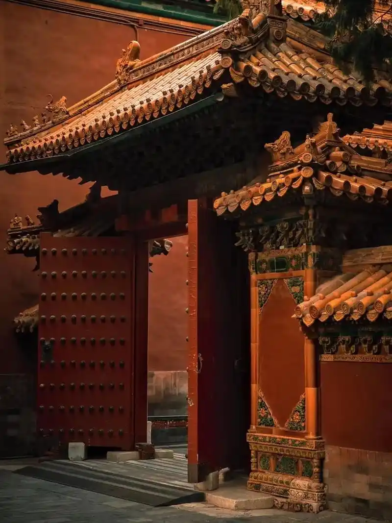 我们店摄影老师拍的故宫美景红墙金瓦诉说着它的过往耐人寻味