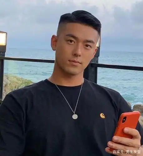 男生剪"短发"才帅气!2020年流行这三款发型,完美提升颜值