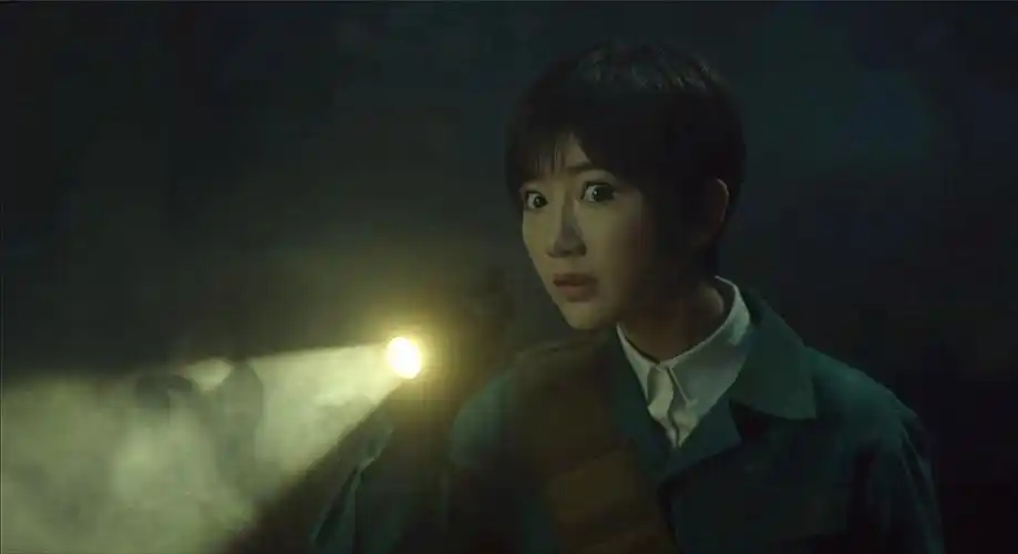 毛晓彤饰演小白