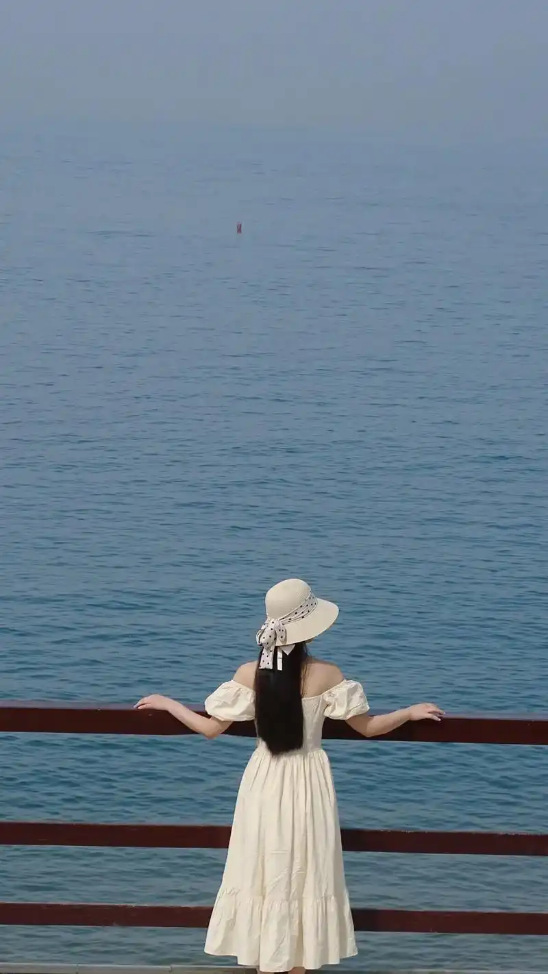 内陆女孩子对大海的向往 (独自旅行也不能阻挡拍照 全程一个人 - 抖音