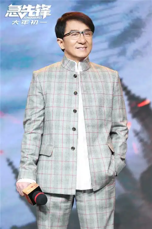 成龙主演《急先锋》动作设计再升级 赞杨洋:特别拼