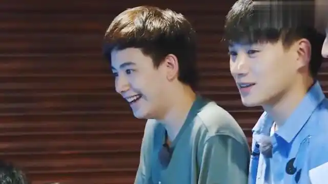 hi室友:周洁琼是仙人球?王彦霖玩游戏引胡先煦这么激动直呼:漂亮!