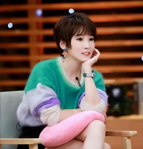 演员谢楠:我这辈子最正确的决定,就是嫁给吴京生了两个大胖小子