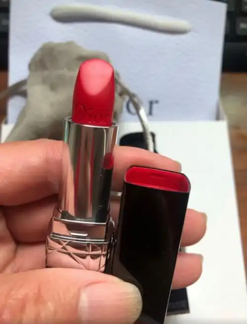 迪奥口红怎么样好用吗 迪奥哑光999_什么值得买