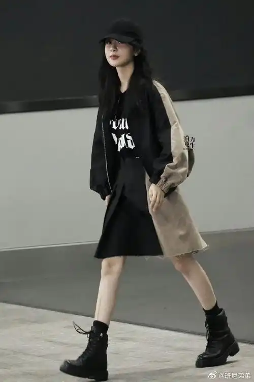 杨紫美拉德初秋穿搭