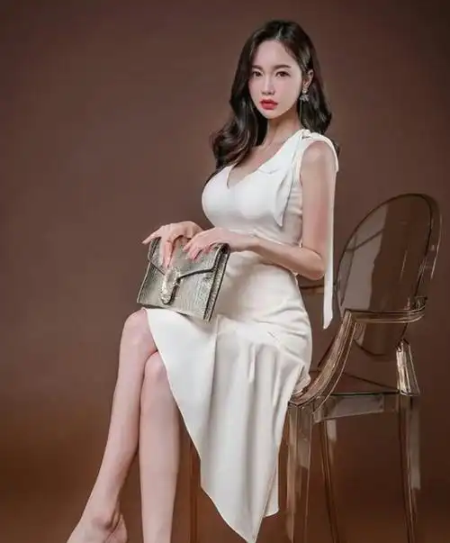 韩国嫩模金惠美:没有爱情的日子,是最无牵无挂的!