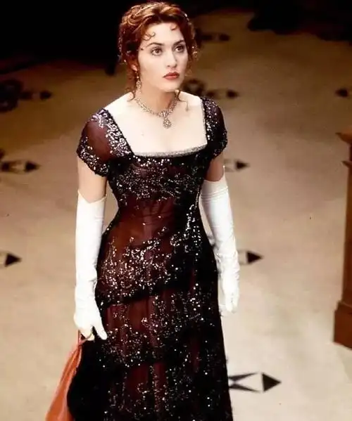 全世界最贵的衣服都在这里了,全买下要接近1个亿!