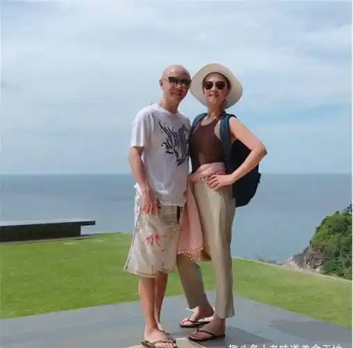 张卫健,打排卵针致又丑又胖,近照曝光,44岁越活越年轻_张茜_时候_妻子