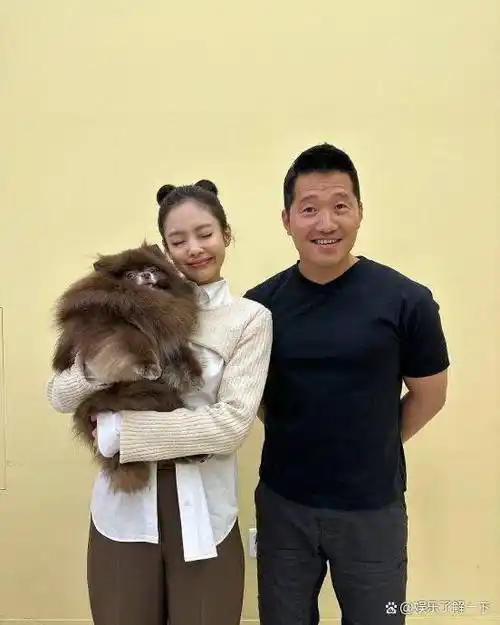 jennie爱犬kai离世 "跟妈妈对眼就忍不住哭"_姜亨旭_kuma_因为