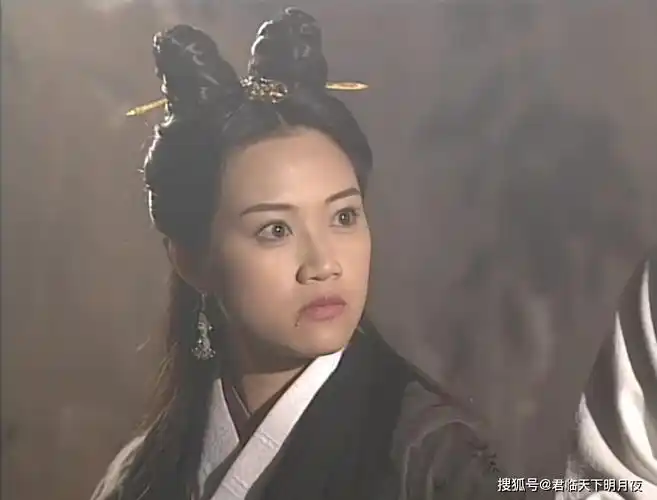 秘密召开万仙大会想反抗童姥压迫,时值童姥返老还童的关键时刻,李秋水