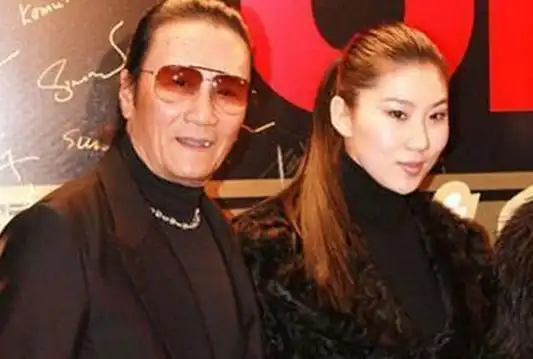 81岁谢贤老来得子,风流程度让儿子谢霆锋望尘莫及!