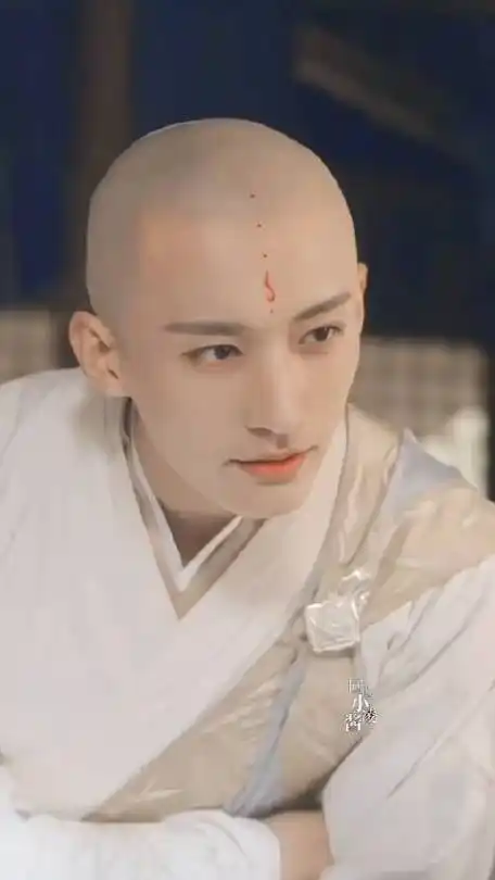 刘学义古装造型