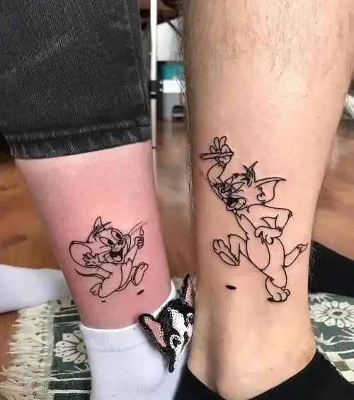 简单好看的情侣脚踝纹身图案脚踝纹身