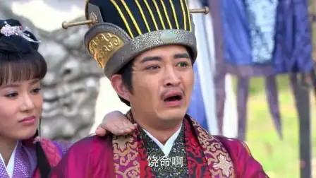 双儿姑娘真调皮,假扮敌人刺杀大臣,费仲尤浑吓得倒地装死