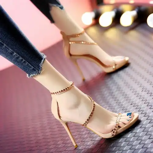 欧美水钻超高宴会防水细跟露趾新款美后夏季时装凉鞋