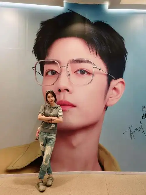 小飞侠们!030距离和戴眼镜的肖战同框啦