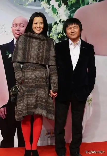 咏梅嫁王菲初恋为还丈夫巨额债务每天住马场如今后悔了吗