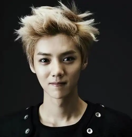 关晓彤快管管你男友:鹿晗直播带货引争议,已彻底"放飞自我"了